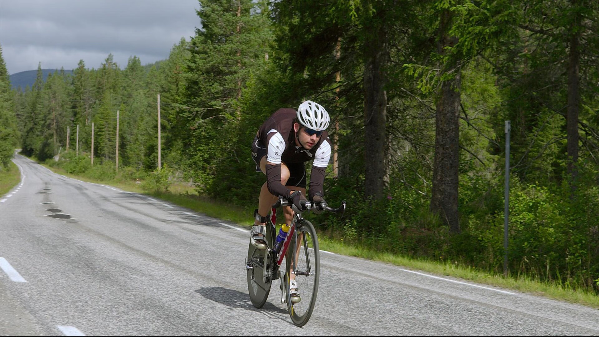 年薪5400万，率队跌至西部倒数！一手好牌打得稀烂，这笔交易血亏